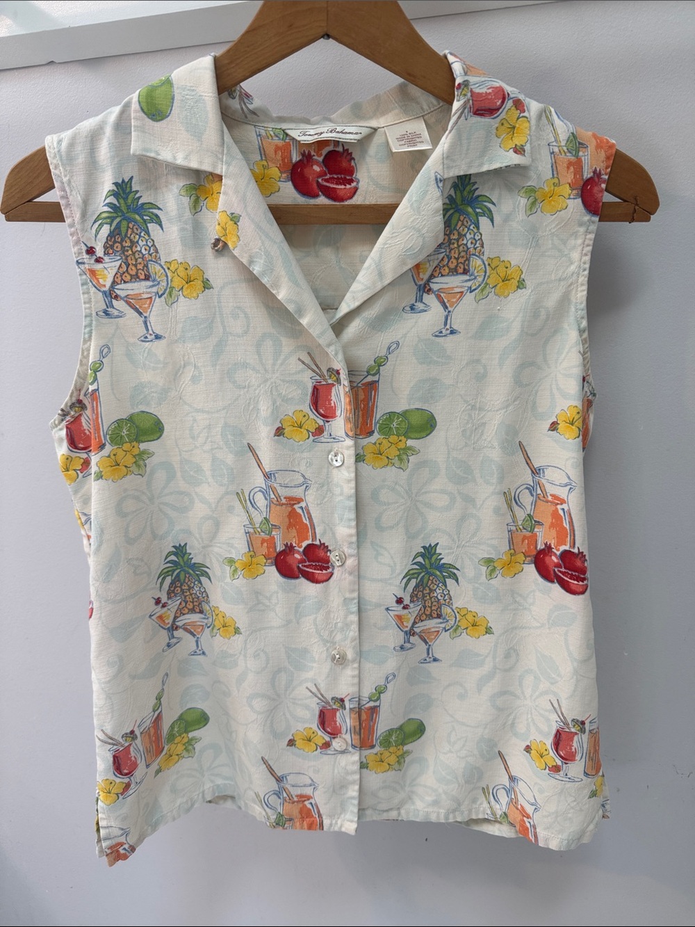 Tommy Bahama Silk Sleeveless Tropical Cocktail Print Button-Front Top sz. Small